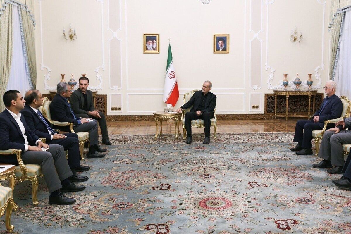 تأکید تهران و اسلام‌آباد بر گسترش همکاری‌های راهبردی